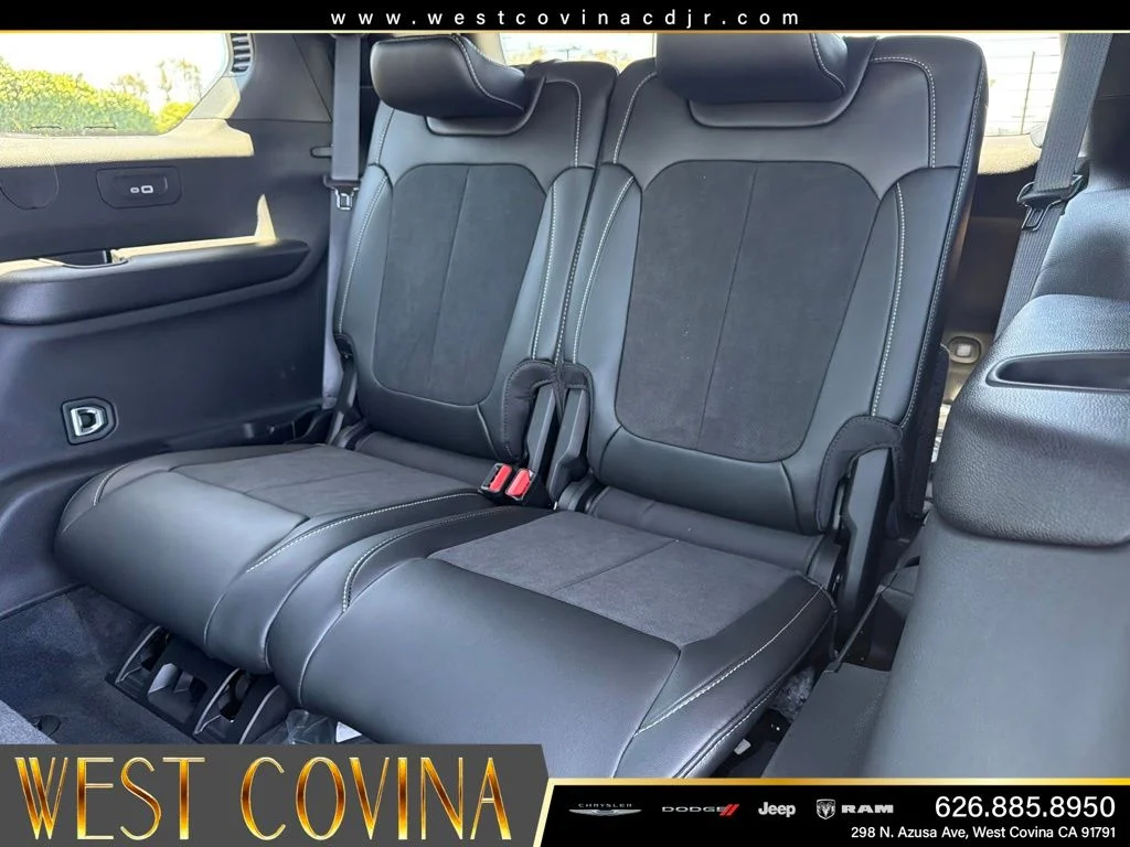 New 2026 Bright White Clearcoat Jeep Altitude image 34