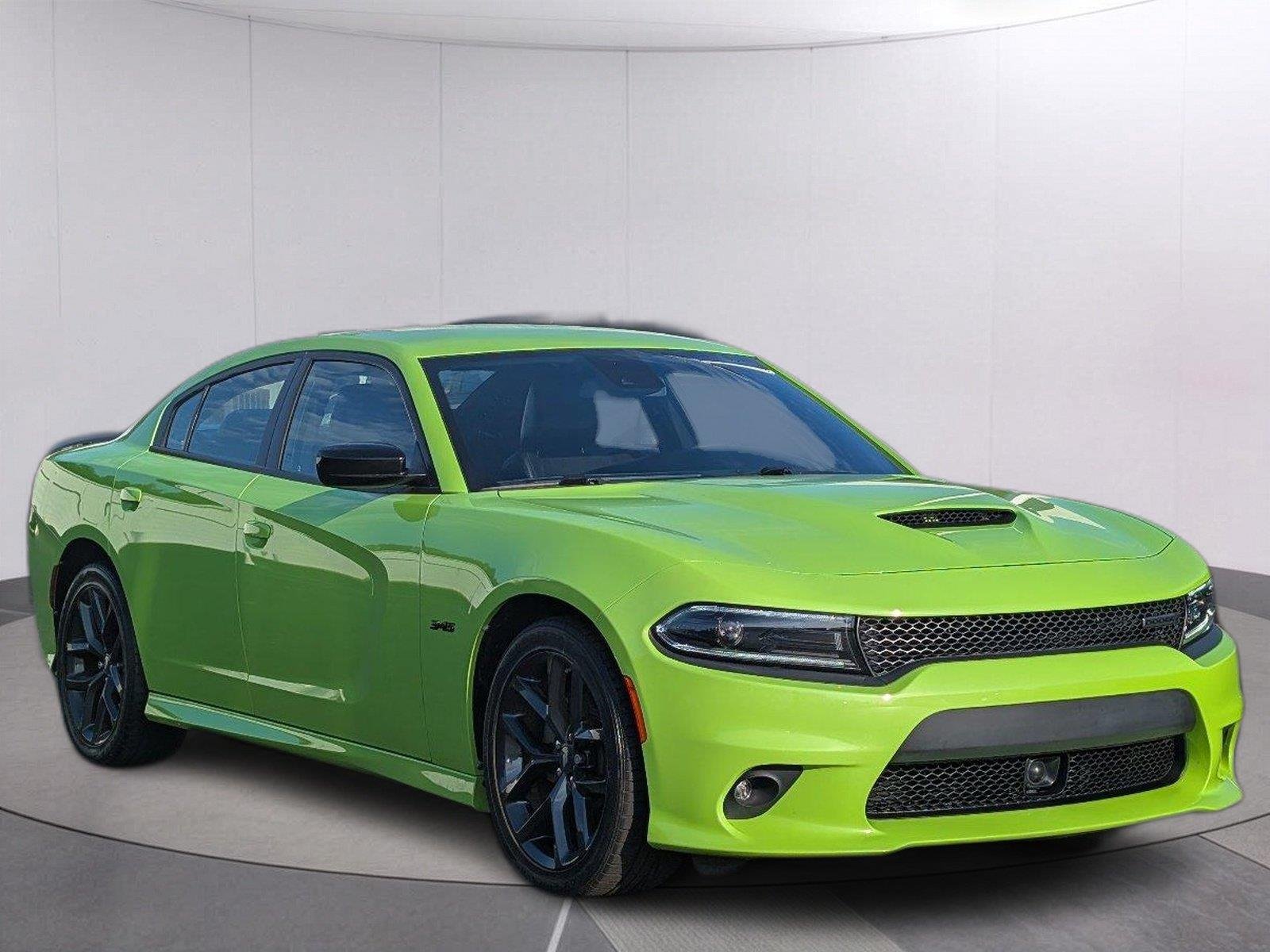 Used 2023 Sublime Metallic Clearcoat Dodge R/T image 9