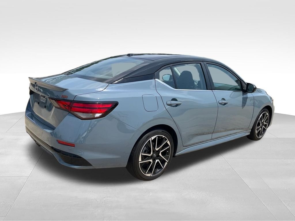 Used 2024 Gray Nissan SR image 5