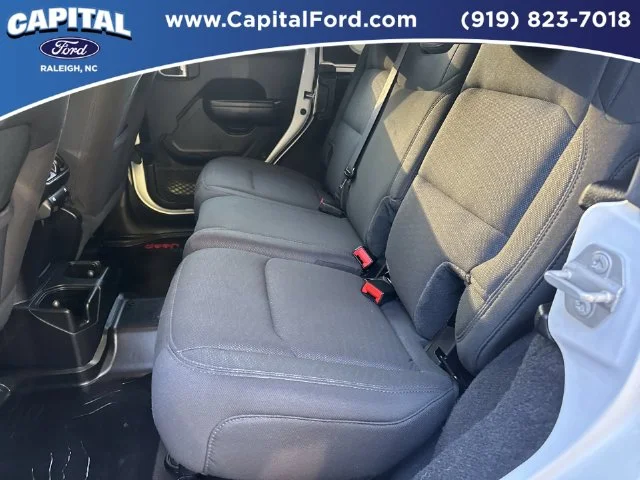 Used 2020 White Jeep Unlimited Sport Altitude image 18