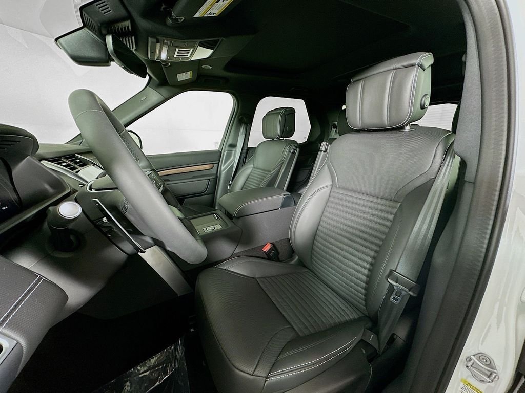 2025 Land Rover Discovery Dynamic SE - Photo 11