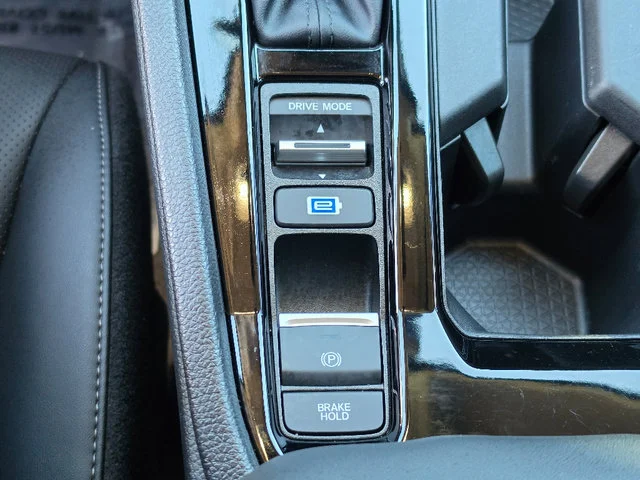Certified Used 2024 Solar Silver Metallic Honda HYBRID EX-L image 28