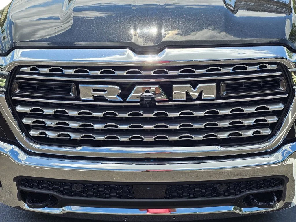 New 2026 Diamond Black Crystal Pearl-Coat Exterior Paint RAM Limited image 3