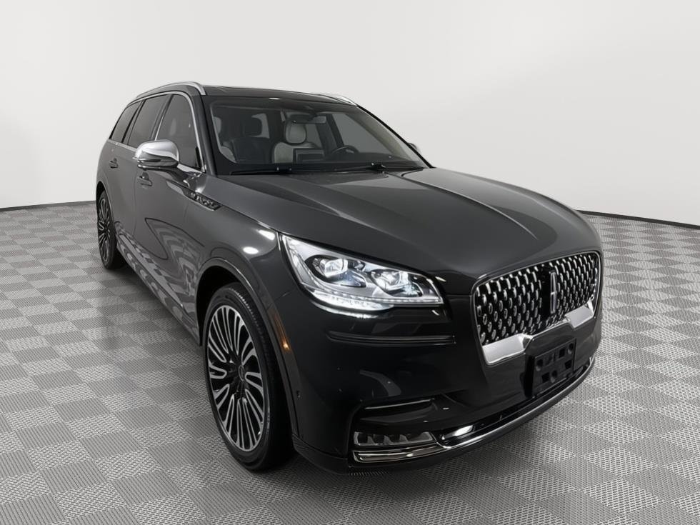 Used 2021 Chroma Caviar Dark Gray Lincoln Black Label image 1
