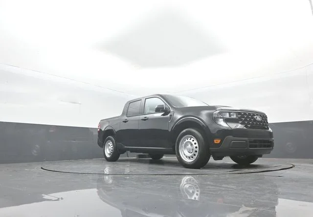New 2026 Black Ford XL image 30