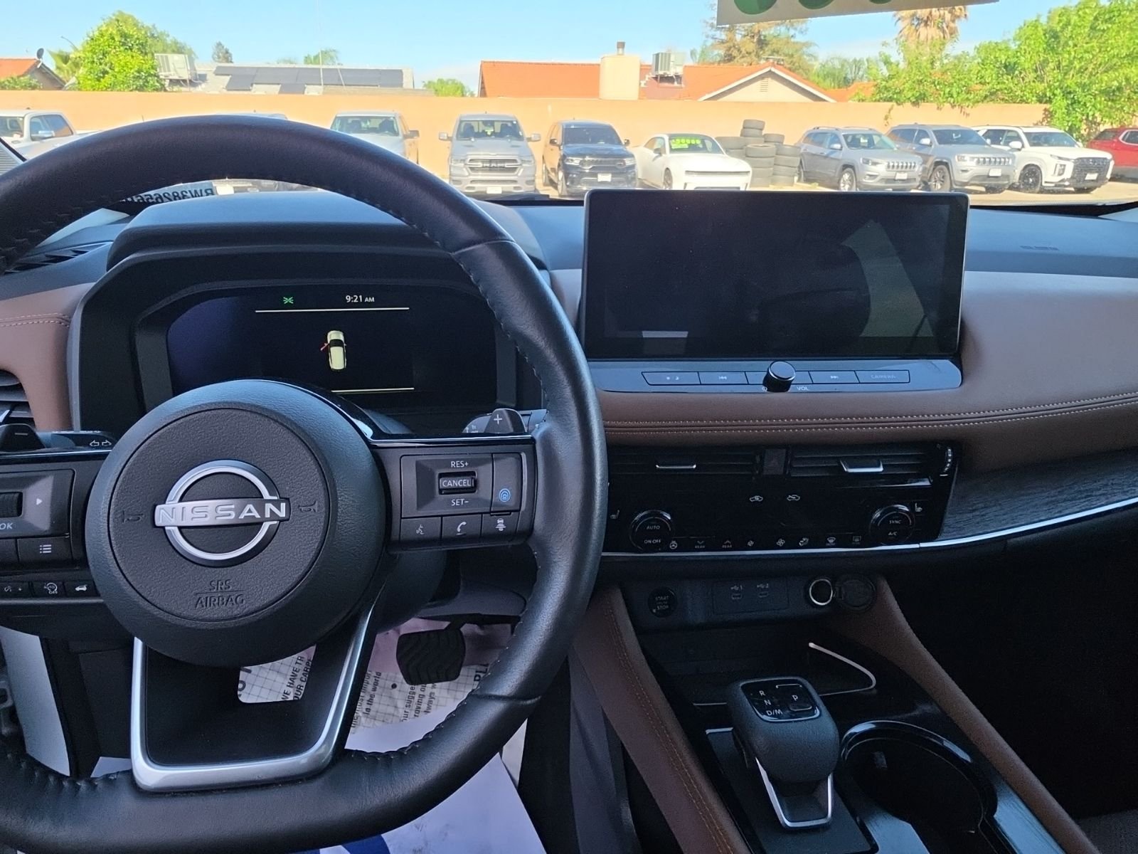 2024 Nissan Rogue Platinum photo 3