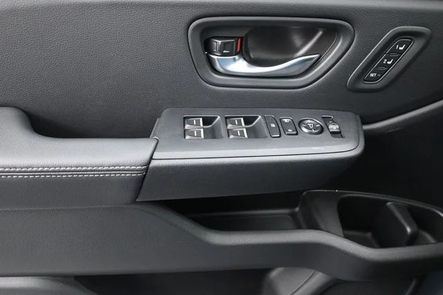 Used 2025 Gray Honda Touring image 26