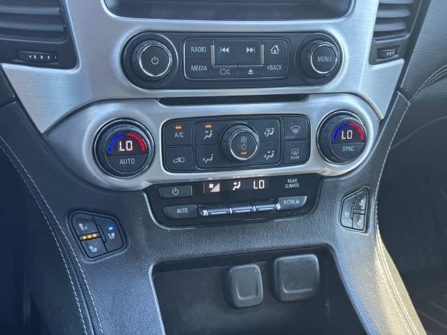 Used 2019 Black GMC SLT image 38