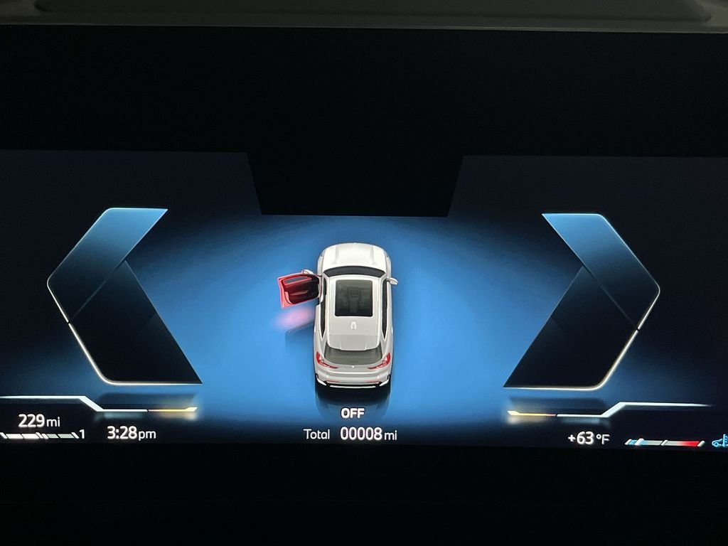 Used 2026 Silver Metallic BMW xDrive28i image 15