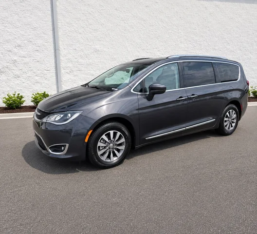 2020 Chrysler Pacifica Touring L Plus