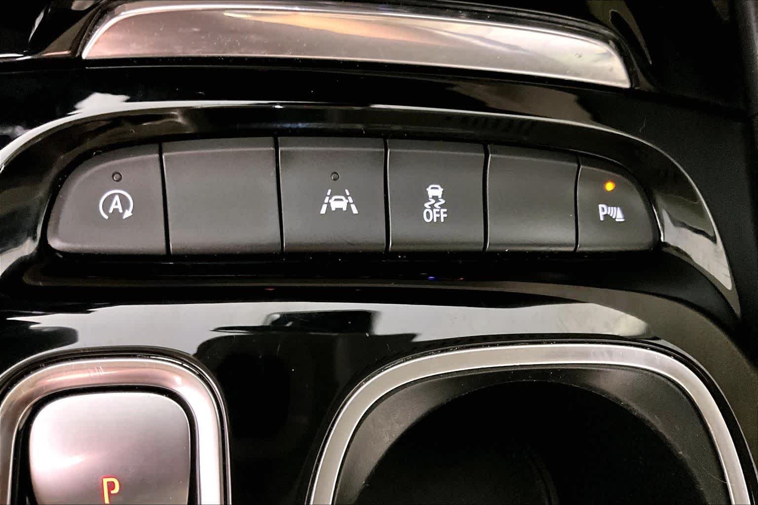 Used 2023 Sapphire Metallic Buick Preferred image 34