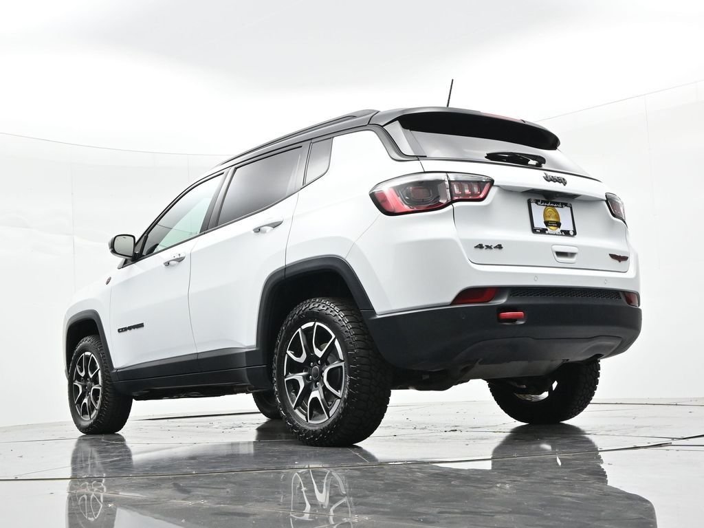 2025 Jeep Compass Trailhawk - Photo 18
