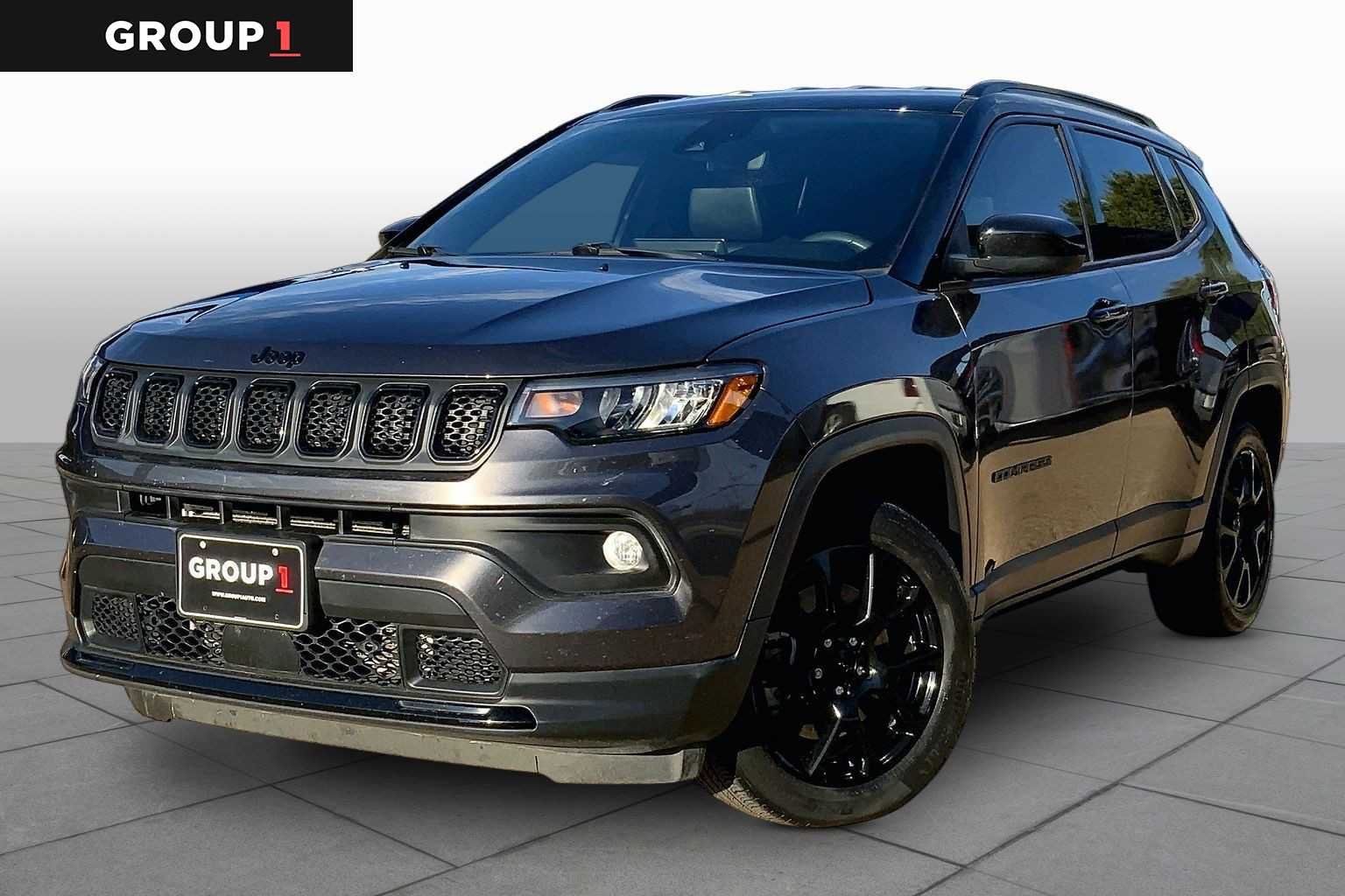 Pre-Owned 2023 Jeep Compass Altitude