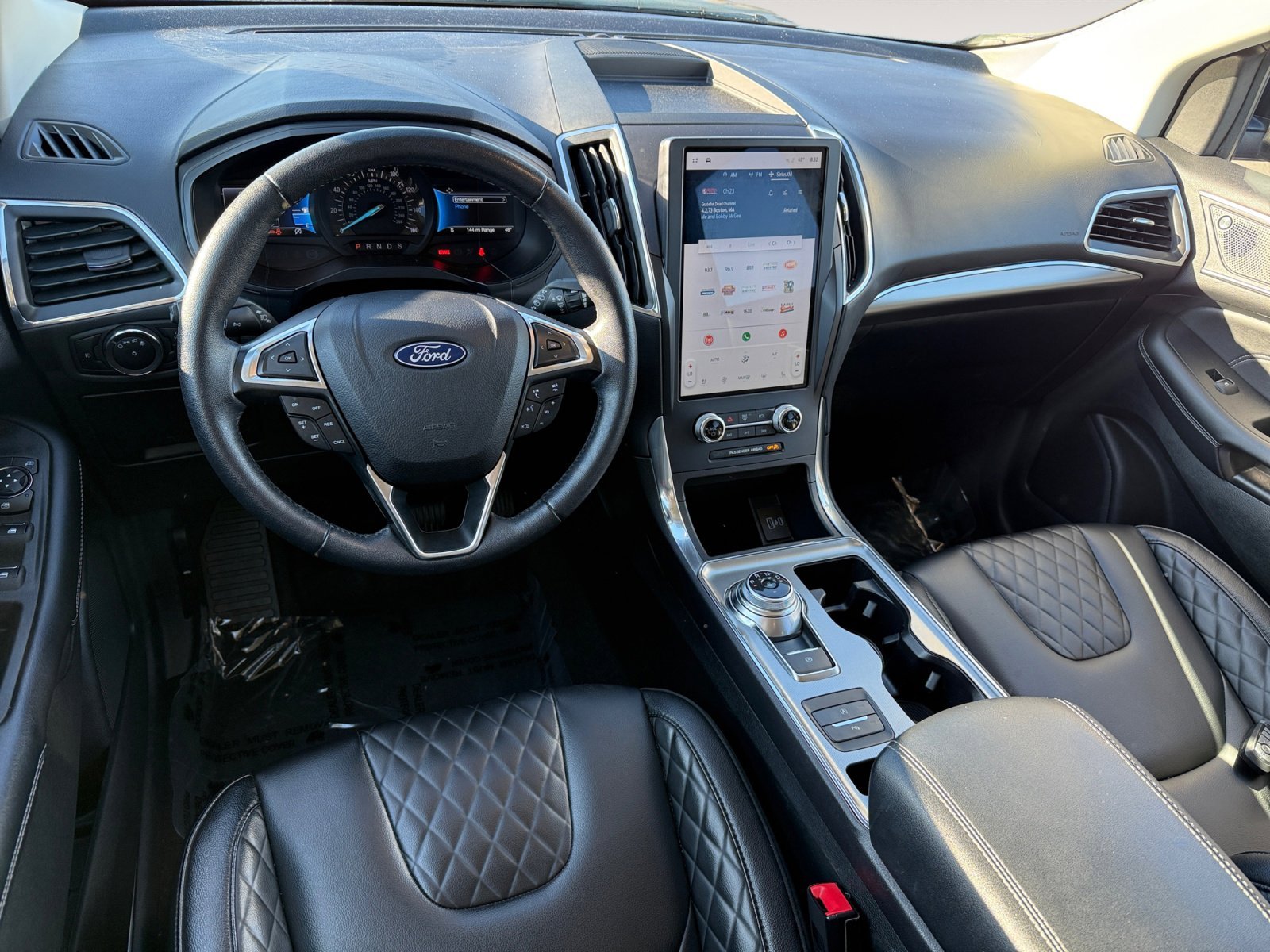 Used 2023 Black Metallic Ford Titanium image 15