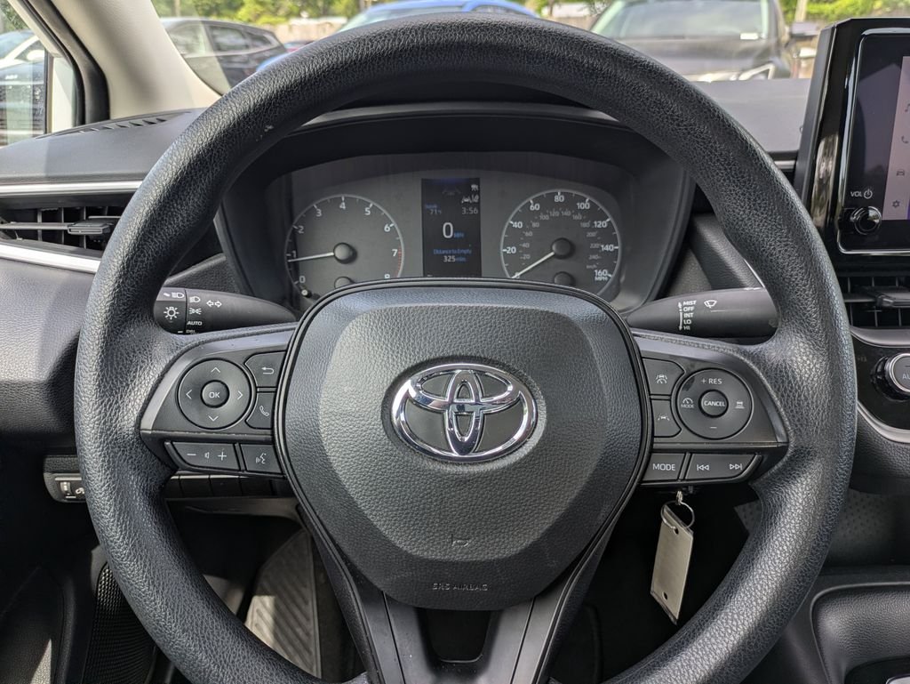 Used 2025 White Toyota LE image 26