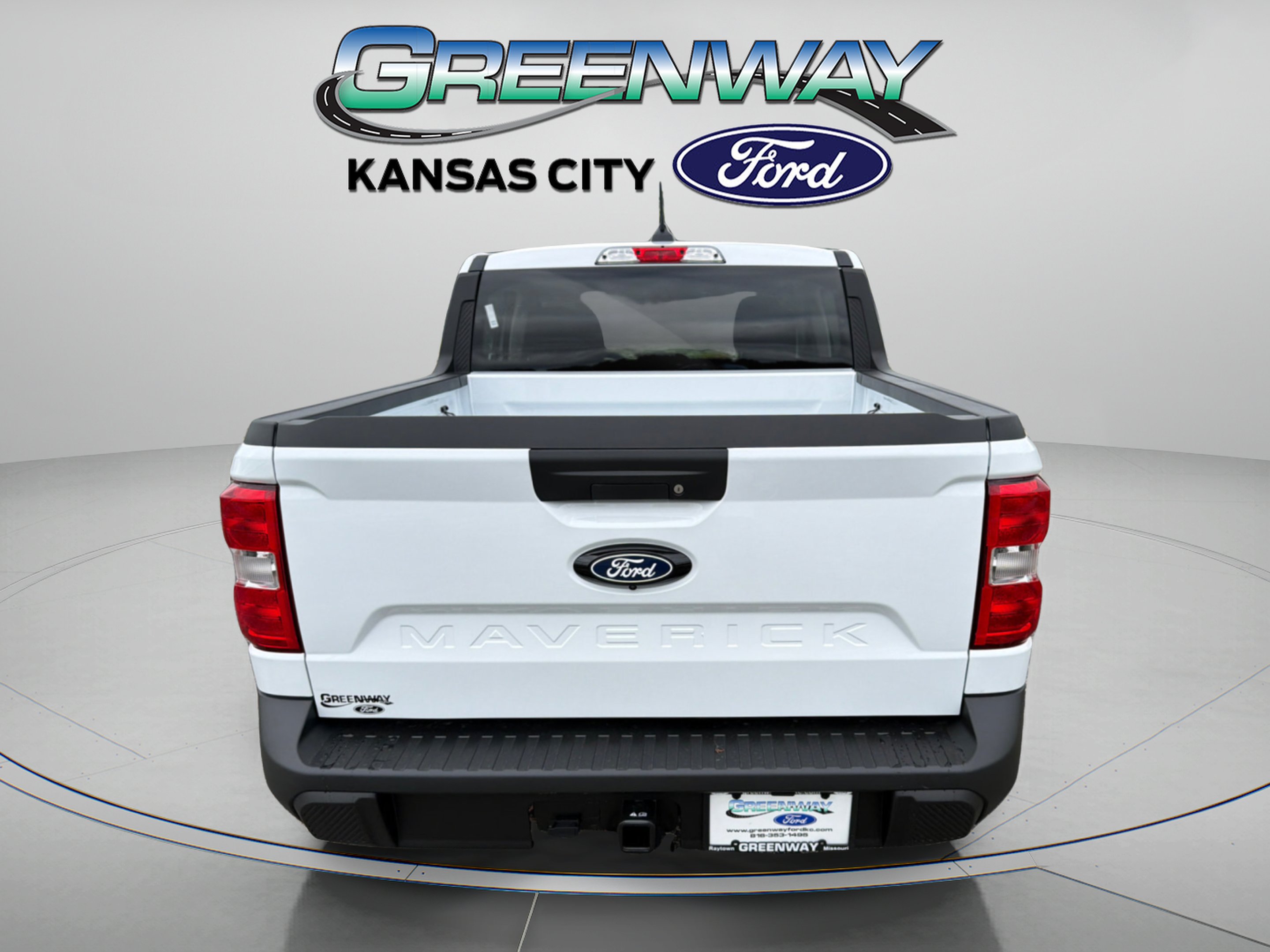 New 2026 Oxford White Ford XL image 7