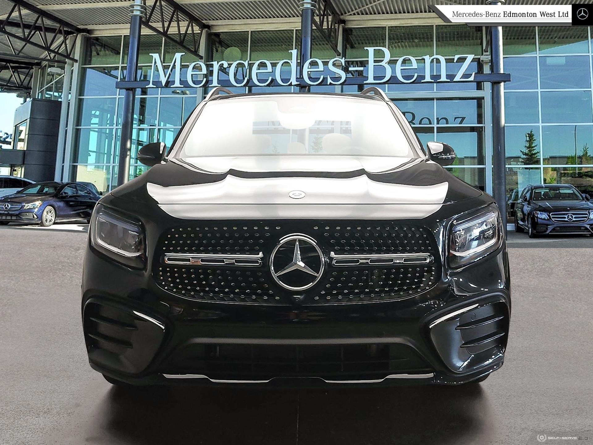 2025 Mercedes Benz GLB 250 4MATIC photo 2