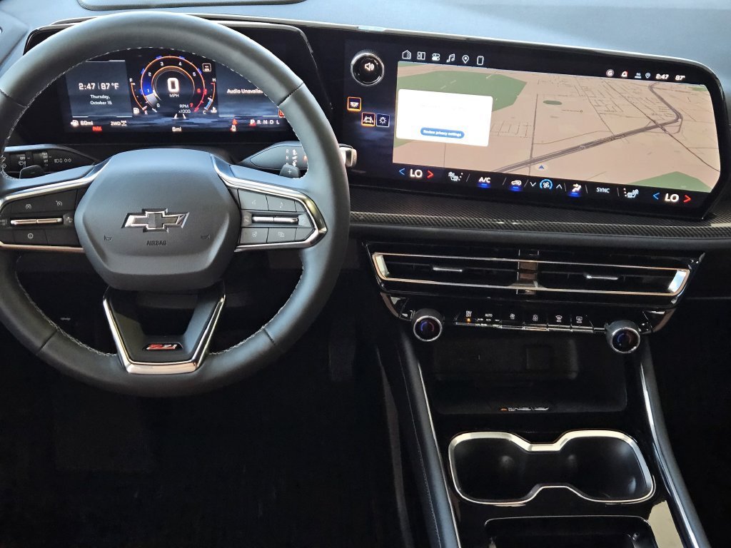 2027 Chevrolet Traverse Z71 - Photo 23