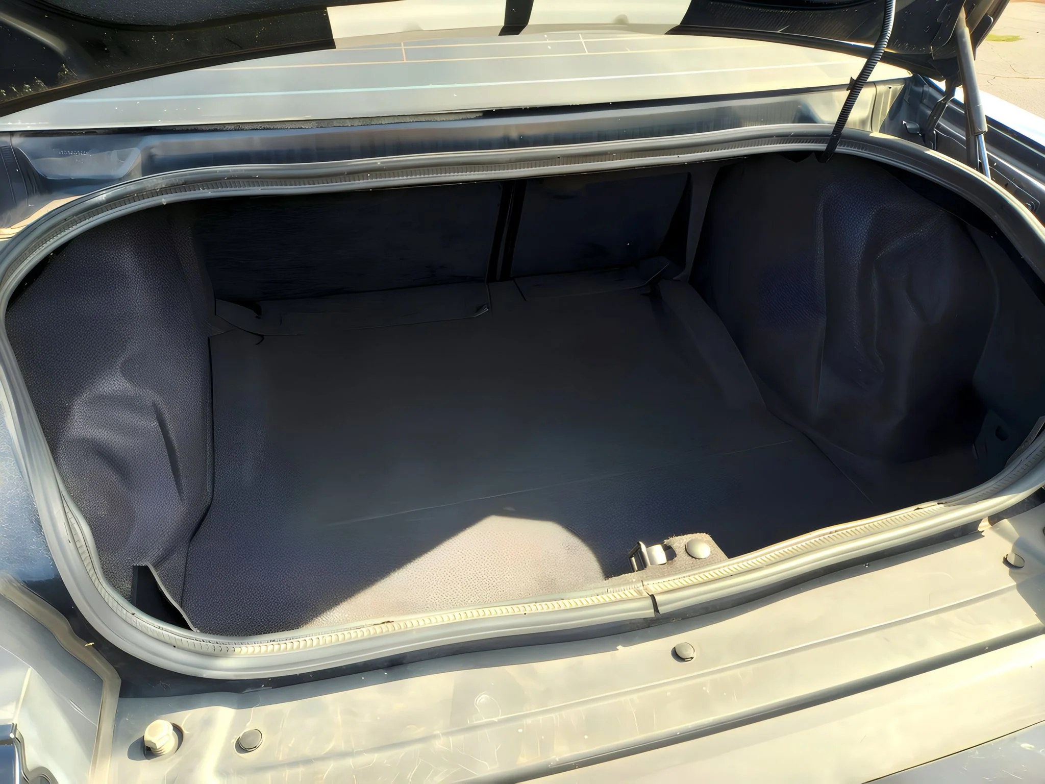 2016 Dodge Challenger SXT - Photo 8