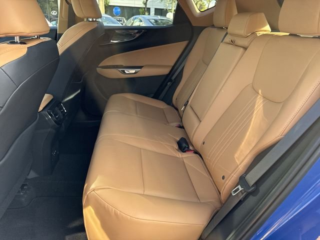 2025 Lexus NX 250 - Photo 23