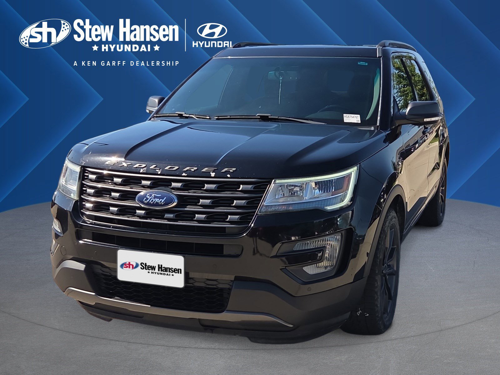 2017 Ford Explorer XLT 4WD's photo