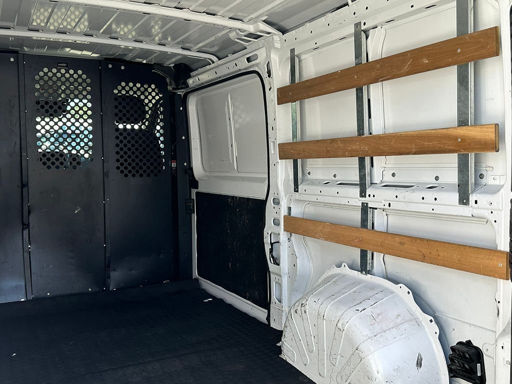 Used 2025 White Ram Base image 11