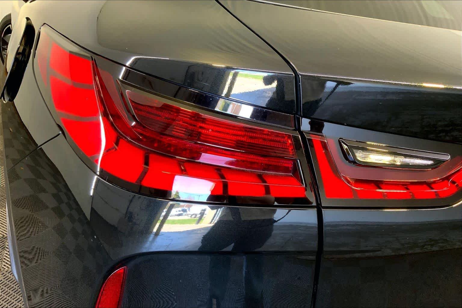 Used 2022 Mineral Black INFINITI LUXE image 28