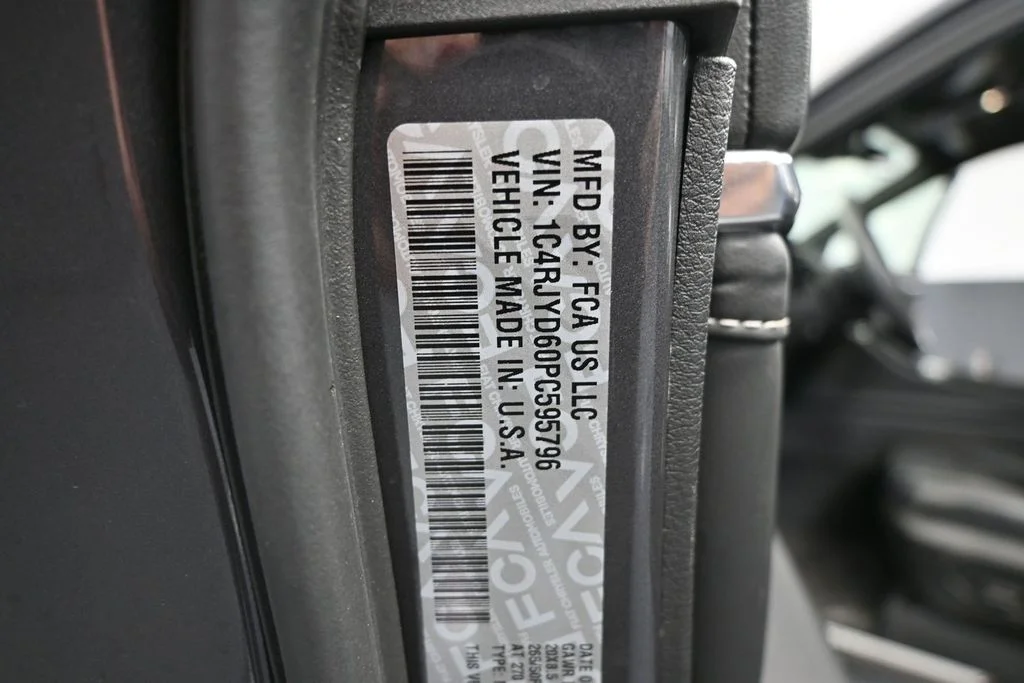 Used 2023 Gray Jeep Overland 4xe image 46