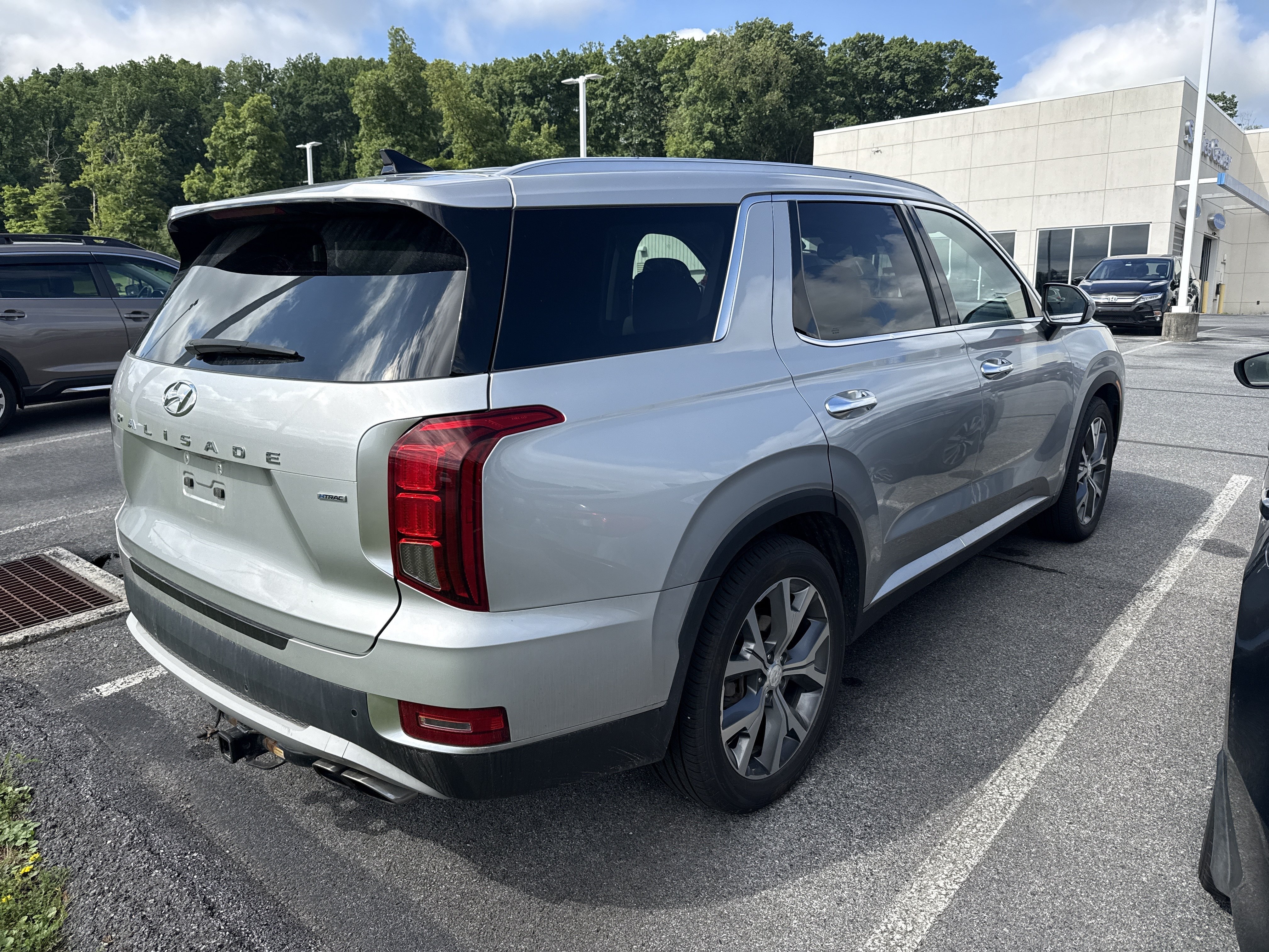 Certified Used 2021 Typhoon Silver Hyundai SEL image 3