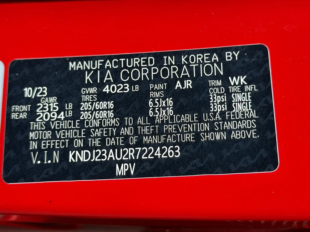 Used 2024 Red Kia S image 29