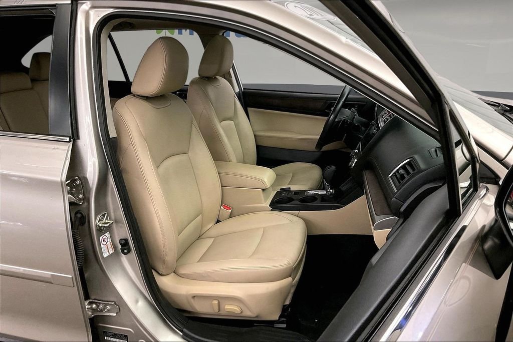 Used 2017 Gray Subaru 2.5i image 10