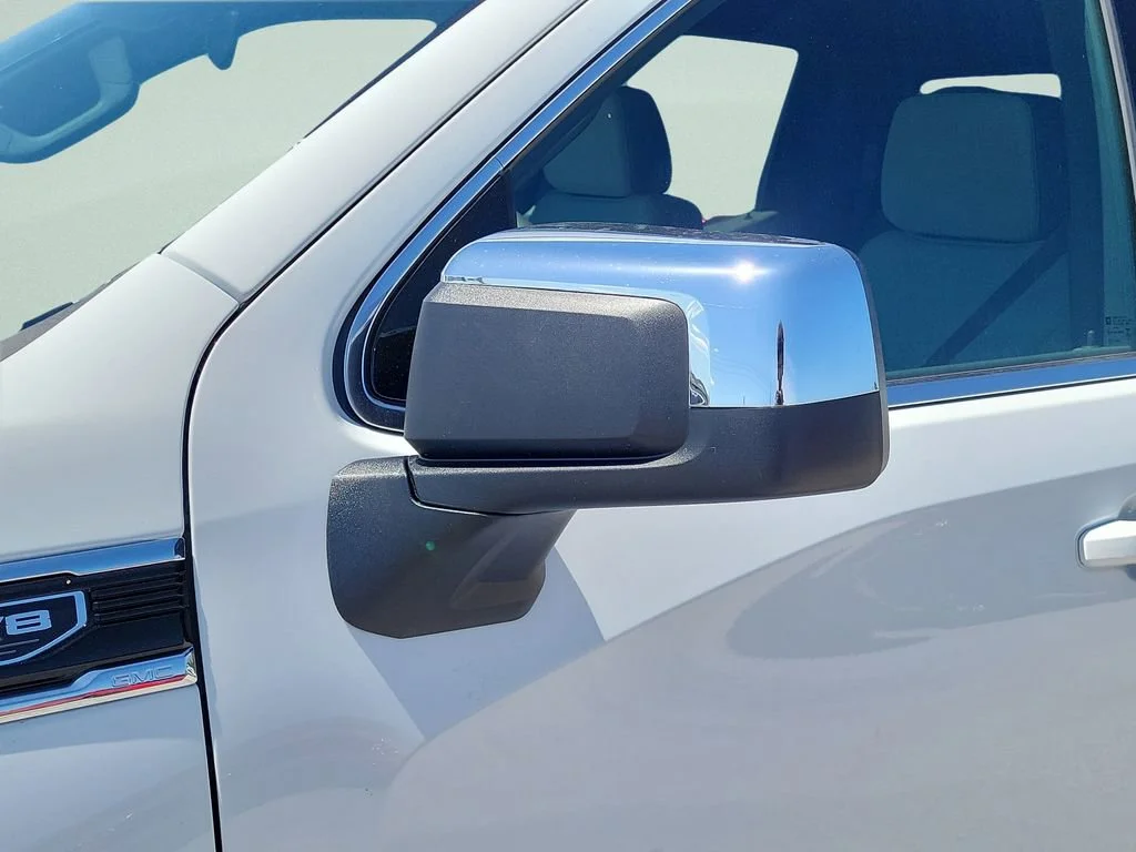New 2026 Summit White GMC SLE image 29