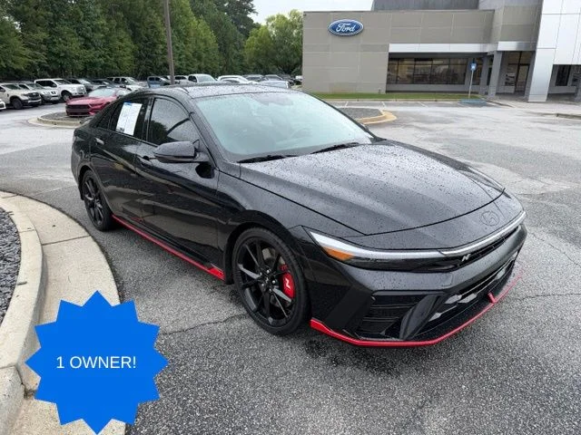 Used 2025 Black Hyundai Base image 2