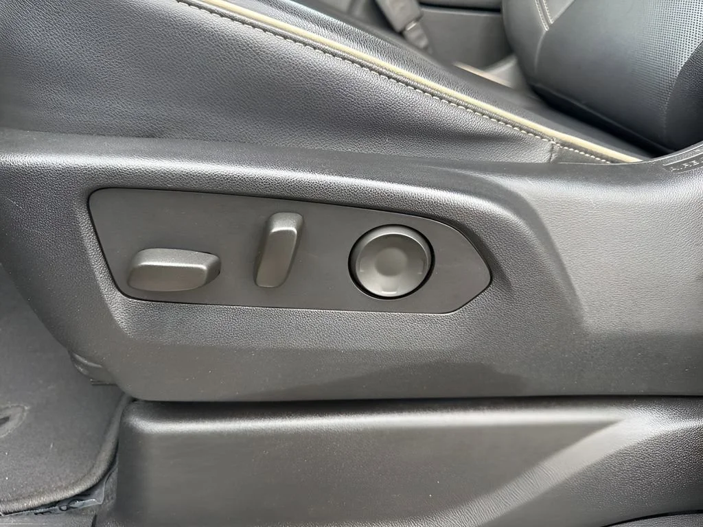 Used 2023 Dark Ash Metallic Chevrolet Premier image 10