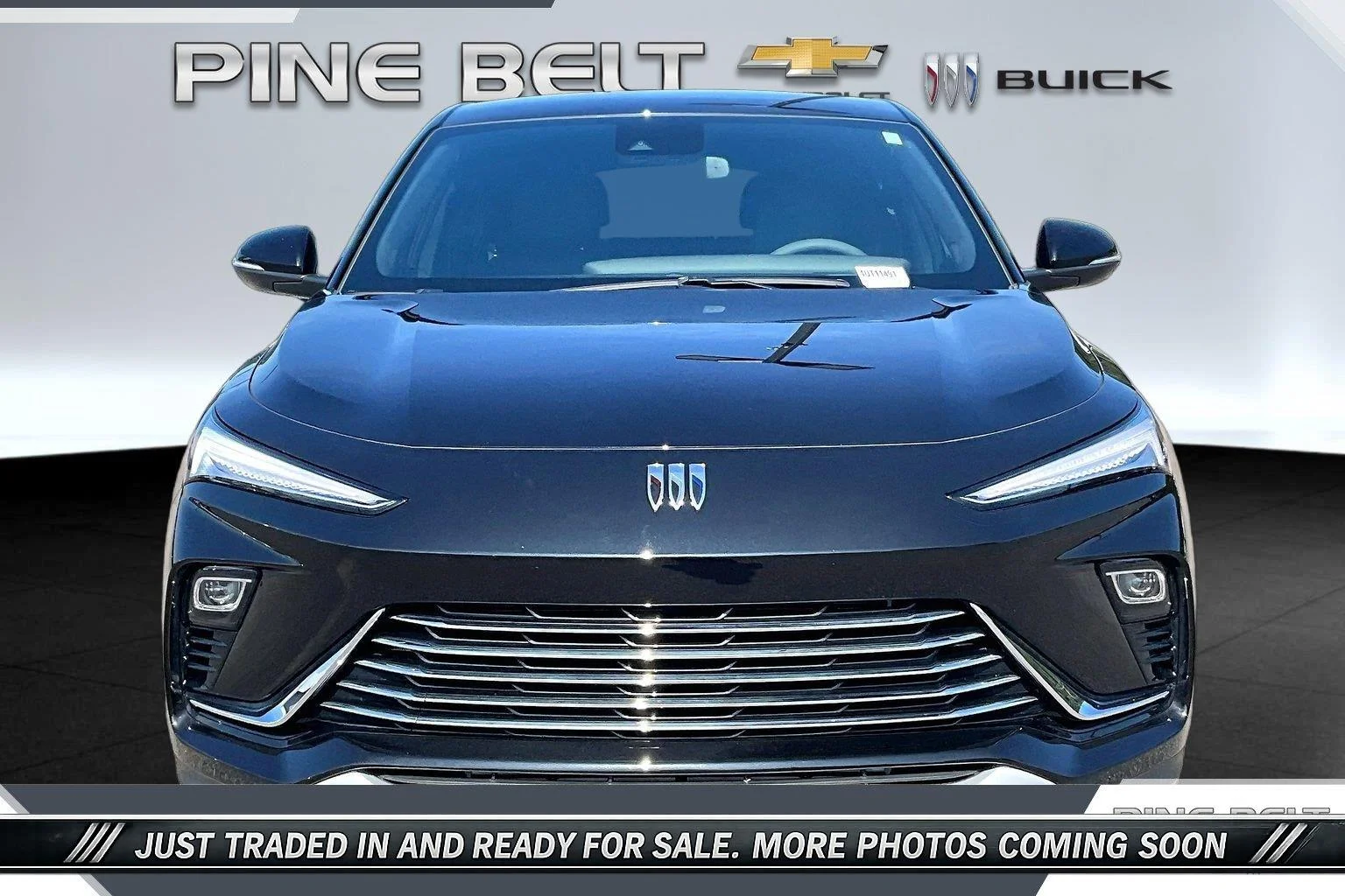 Used 2025 Ebony Twilight Metallic Buick Preferred image 3