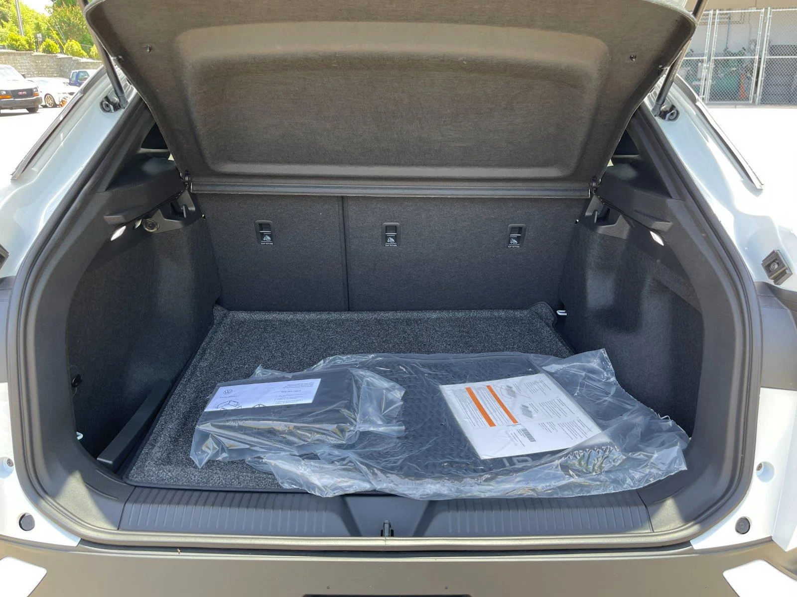 New 2026 Opal White Pearl Volkswagen Pro image 36