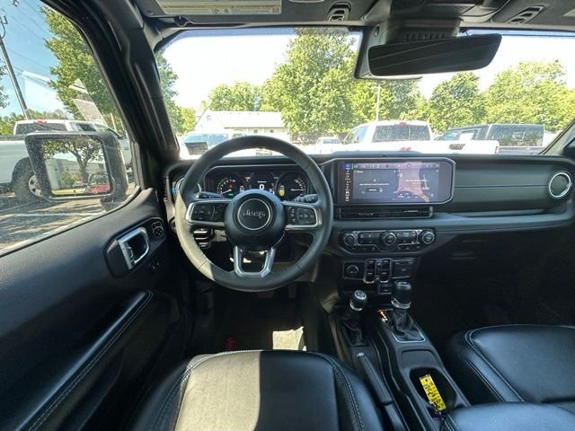 Used 2024 Green Clearcoat Jeep High Altitude 4xe image 15