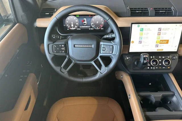 New 2026 Woolstone Green Land Rover S image 13