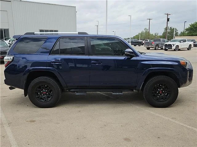 Used 2018 Nautical Blue Metallic Toyota TRD Off Road Premium 4x4 image 5