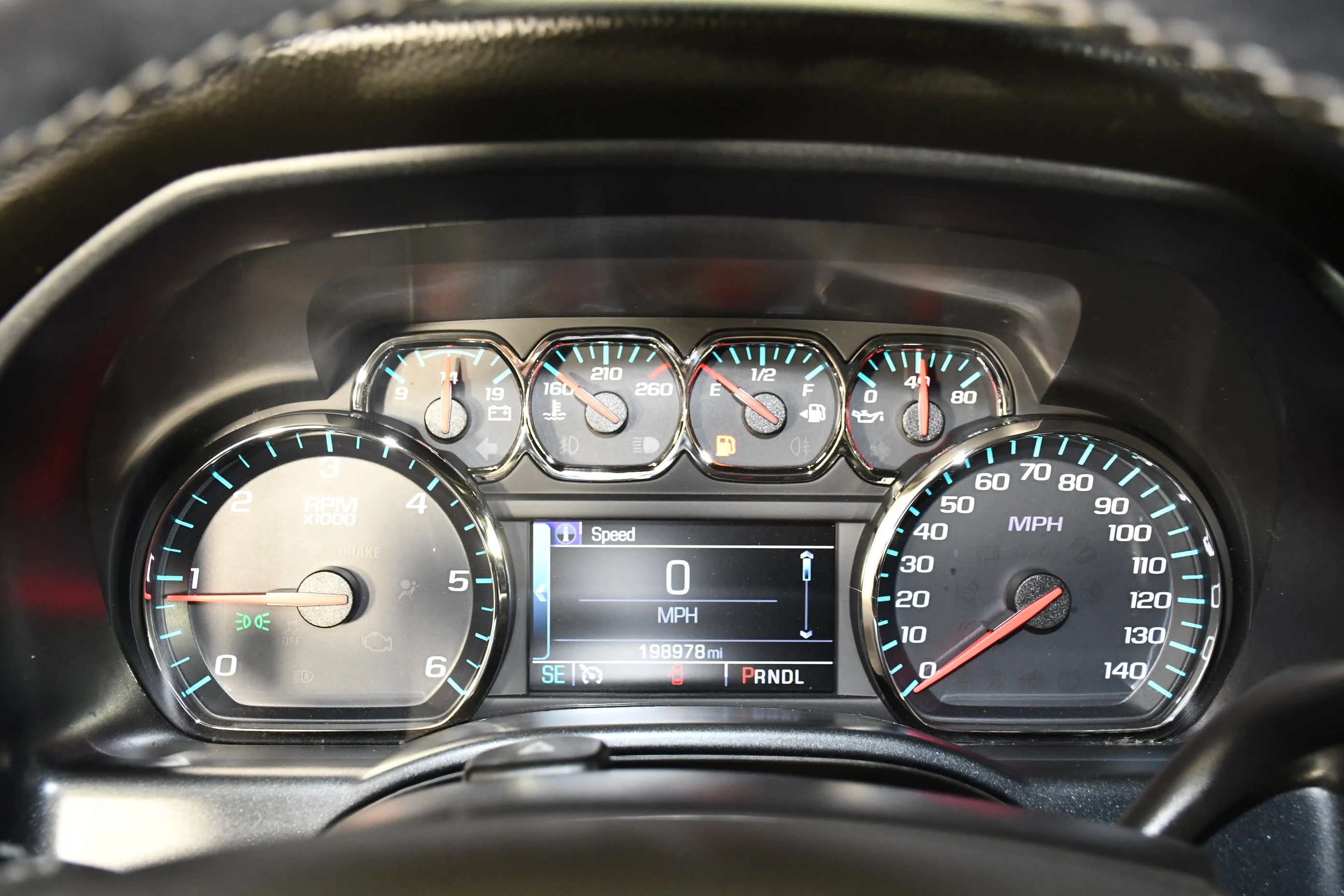 Used 2018 Deep Ocean Blue Metallic Chevrolet LT image 21