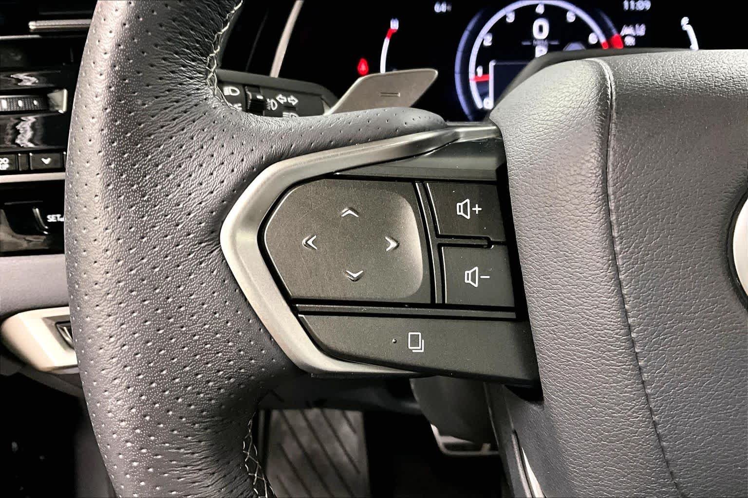 Used 2023 Nebula Gray Pearl Lexus F SPORT Handling image 23