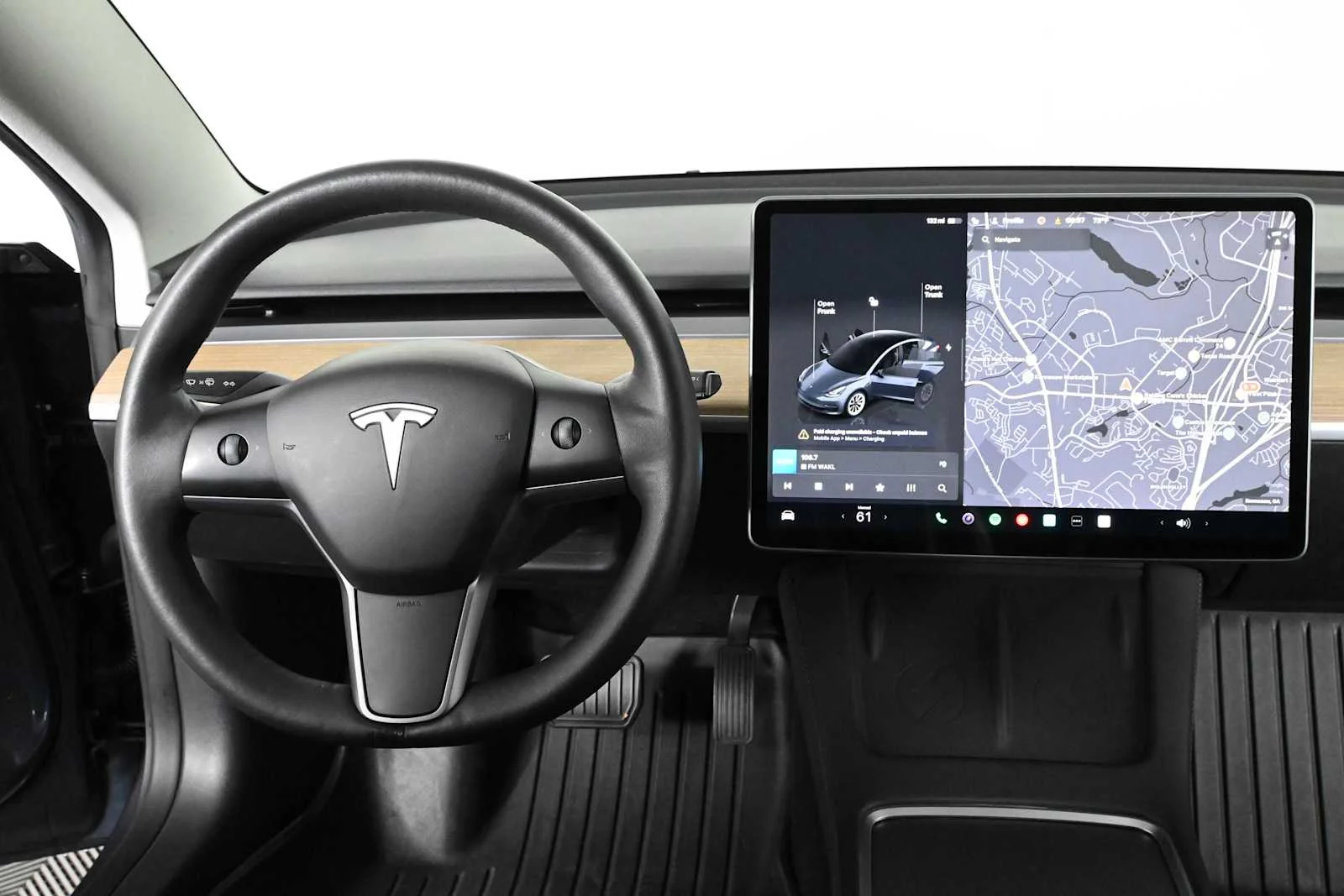Used 2023 Midnight Silver Metallic Tesla  image 3