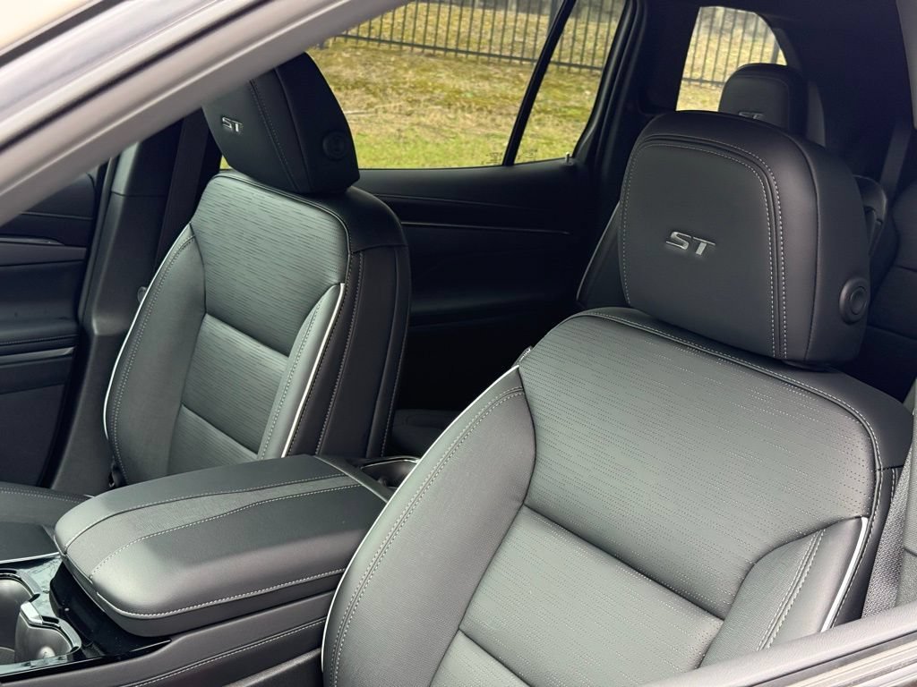 2026 Buick Enclave Sport Touring - Photo 17