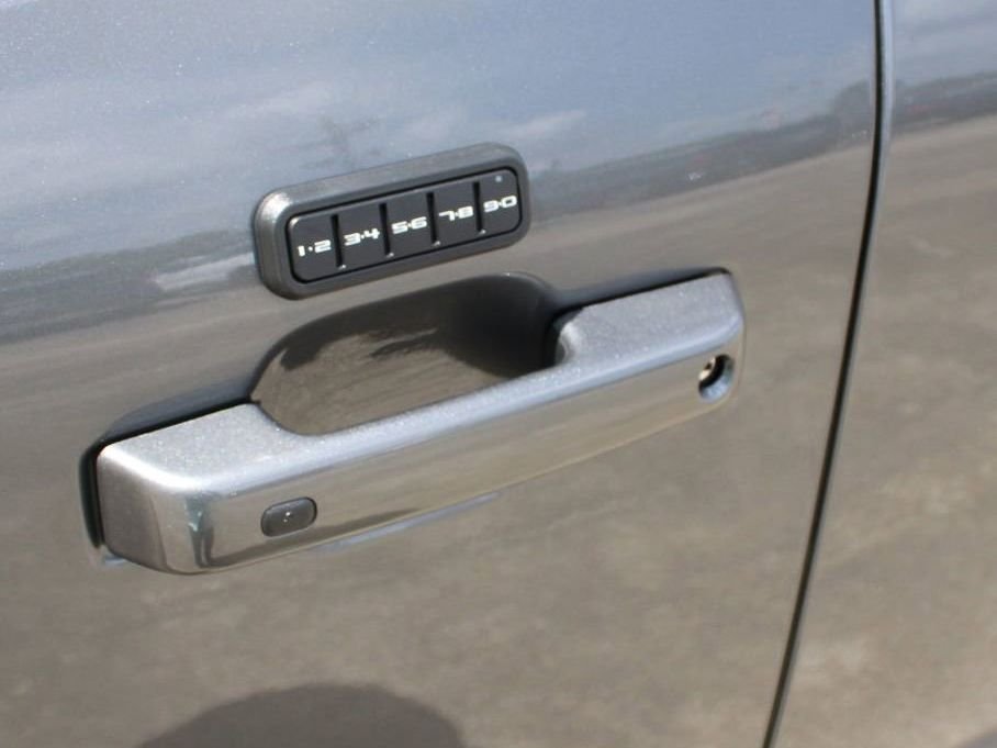 2025 Ford F-150 Lariat - Photo 6