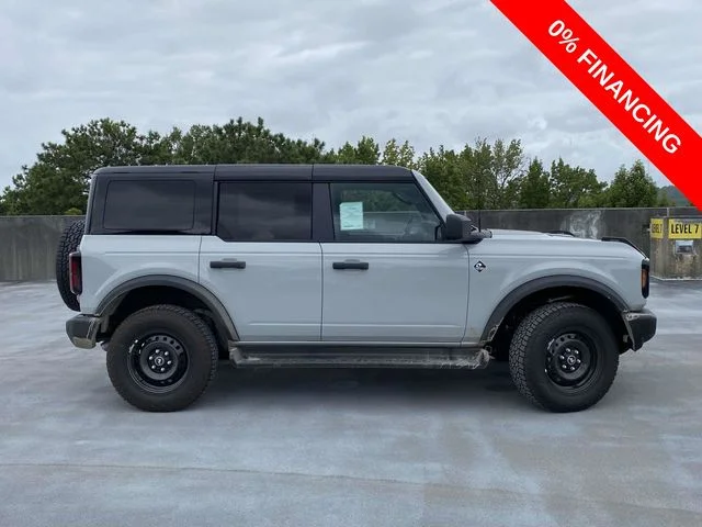 New 2026 Avalanche Gray Ford Outer Banks image 2