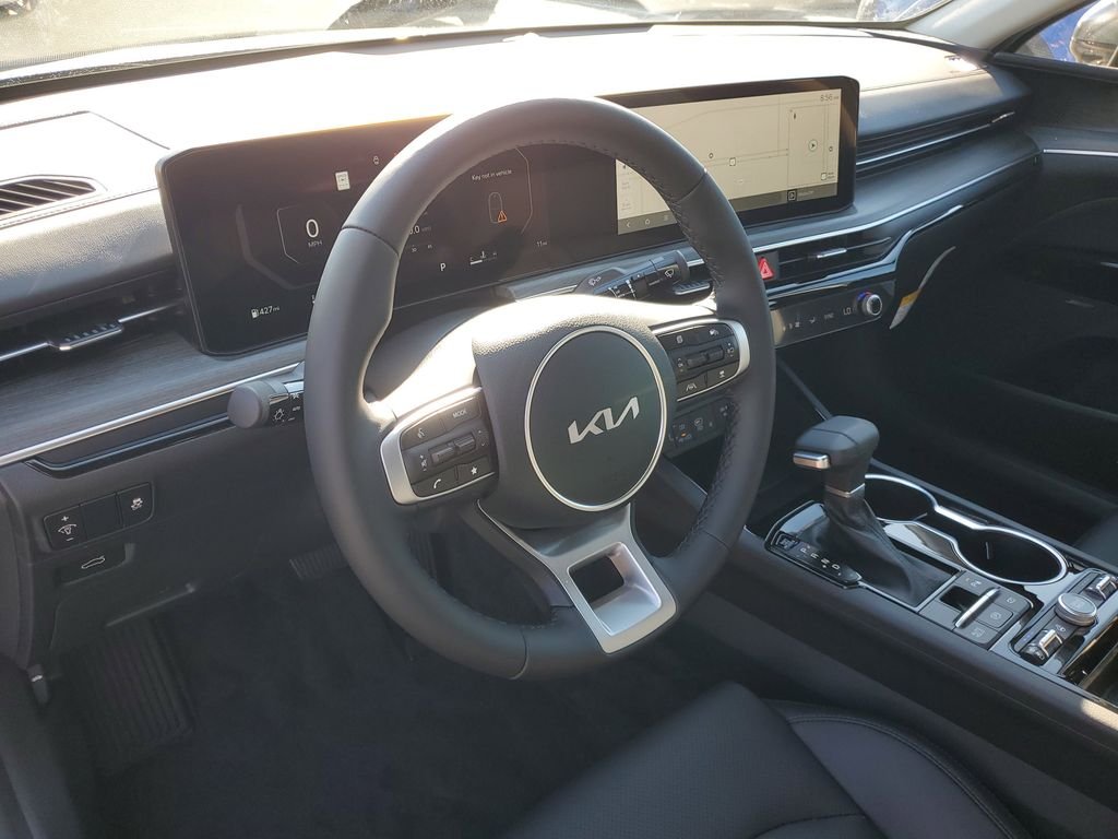 2026 Kia K5 EX - Photo 22