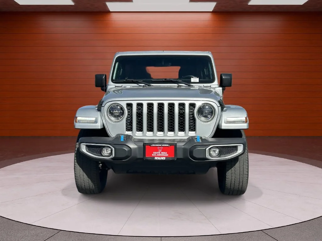 Used 2023 Silver Jeep Sahara 4xe image 6