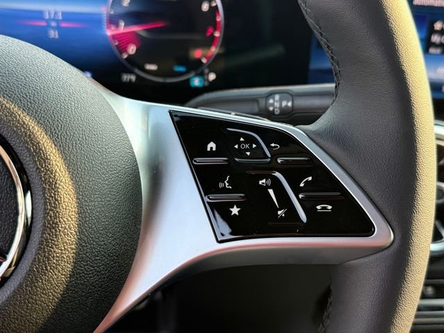 New 2026 Cirrus Silver Metallic Mercedes-Benz GLB 250 image 19