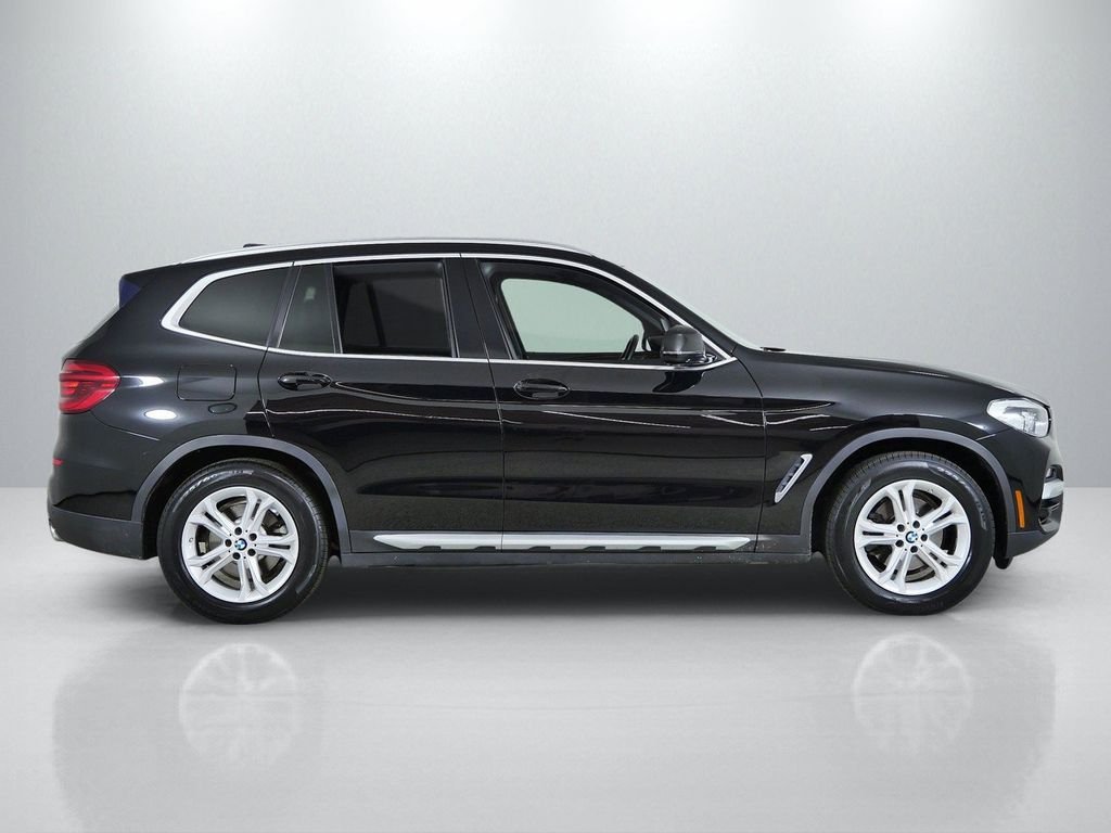 Used 2021 Jet Black BMW xDrive30i image 9