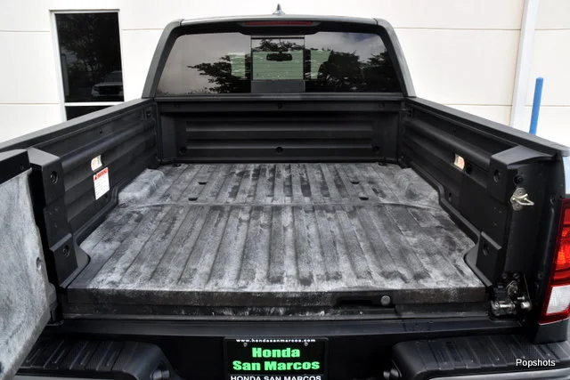 Used 2019 Forest Mist Metallic Honda RTL-T image 13